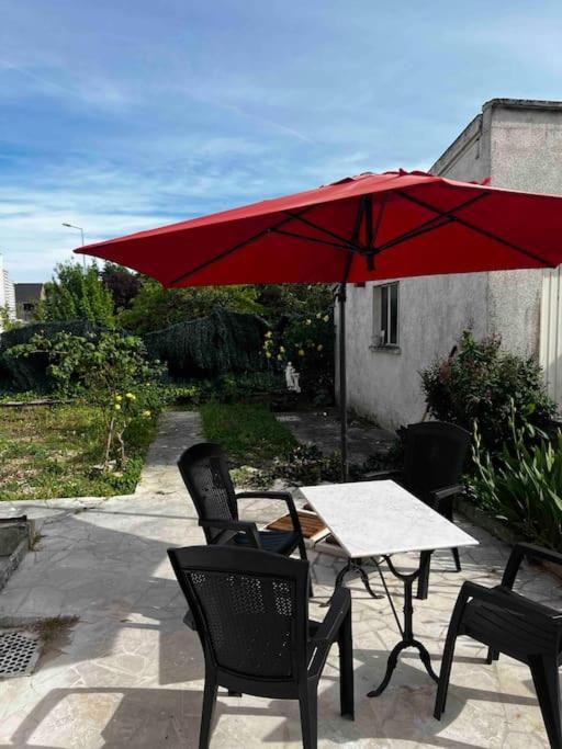 Апартаменты Studio Avec Jardin Et Stationnements Бурж Экстерьер фото